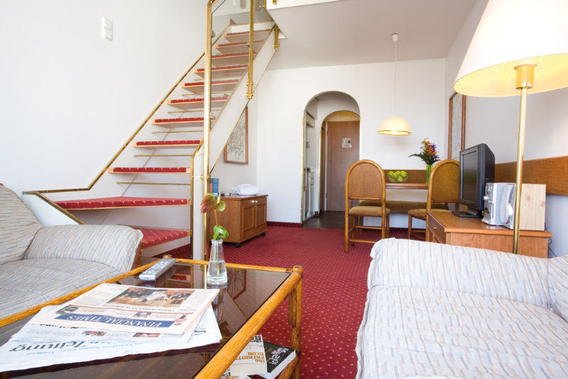 Living Hotel Nurnberg Eksteriør bilde